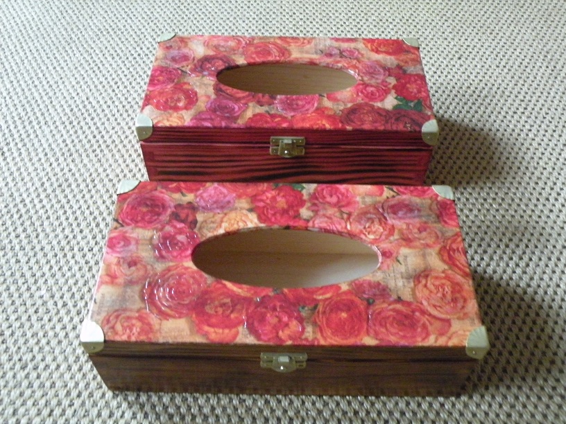 Krabička na kapesníky - Krása dřeva otevírací