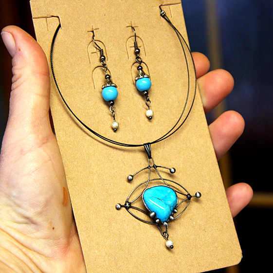 Saxána - Tyrkenit + Náušnice ZDARMA...