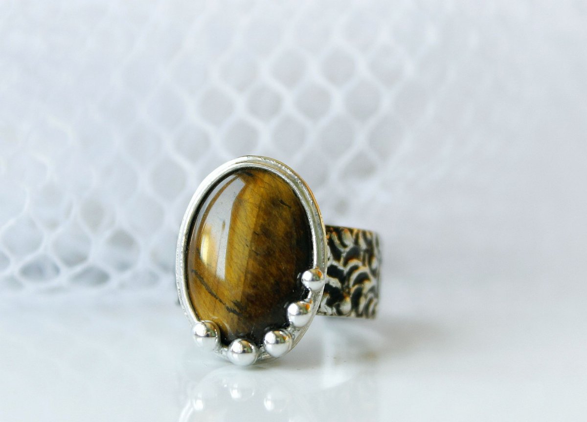 Laura .. ( tygří oko )