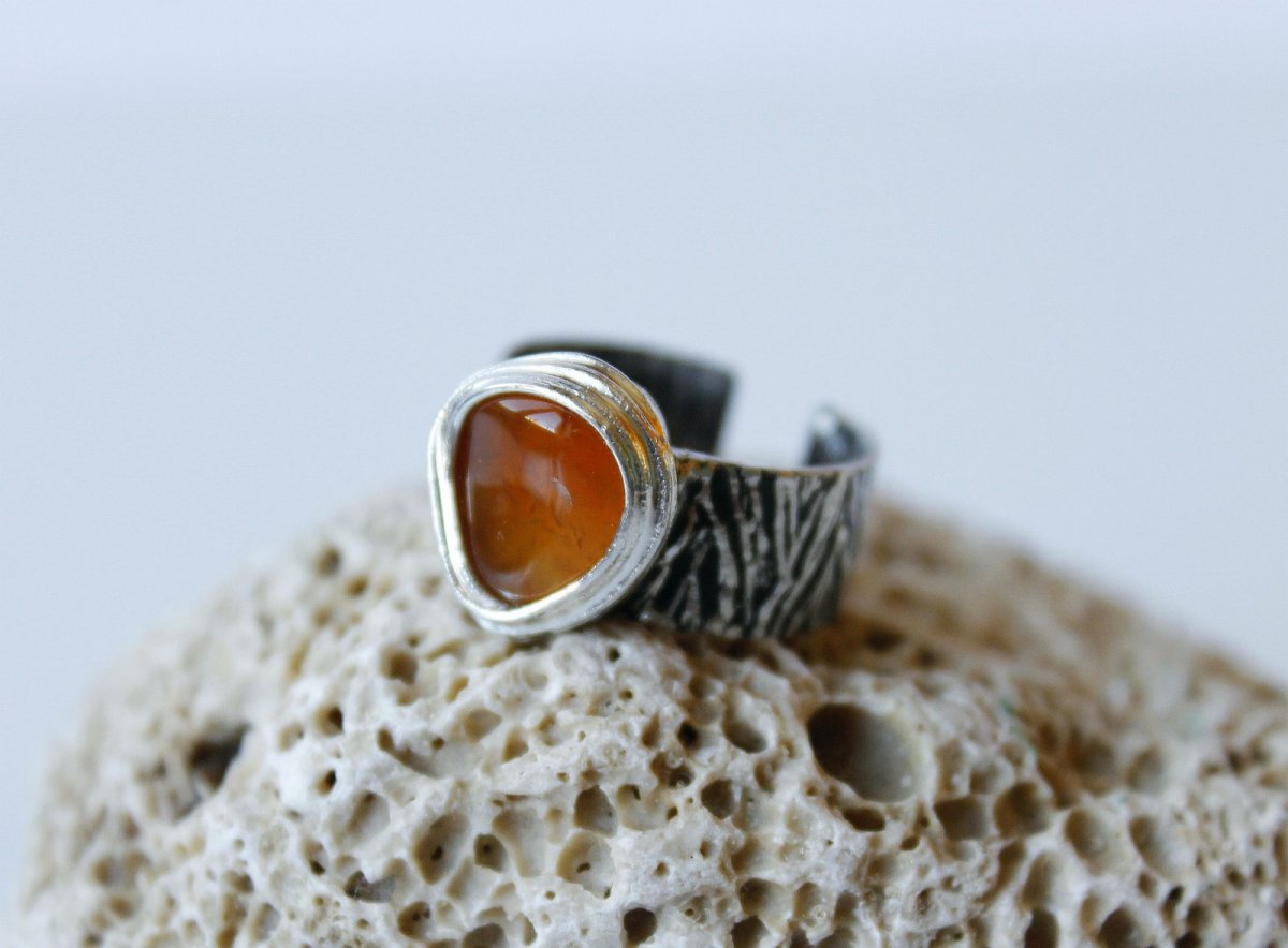 Marion .. ( karneol - cínovaný prsten )