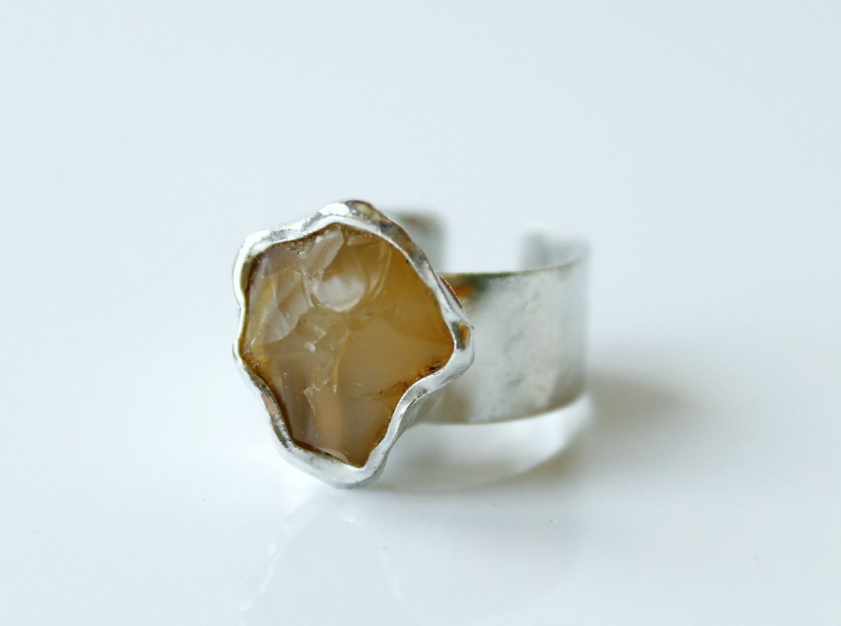 Sarah .. ( surový český achát )