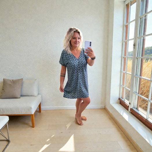 Dámská šatovka viskoza M/L