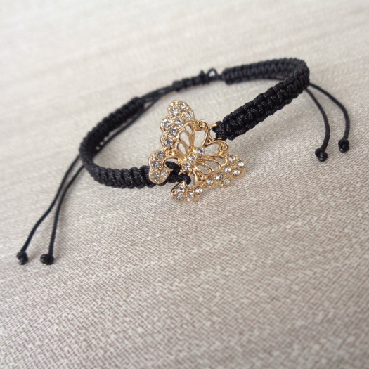 Náramek se štrasovým motýlkem