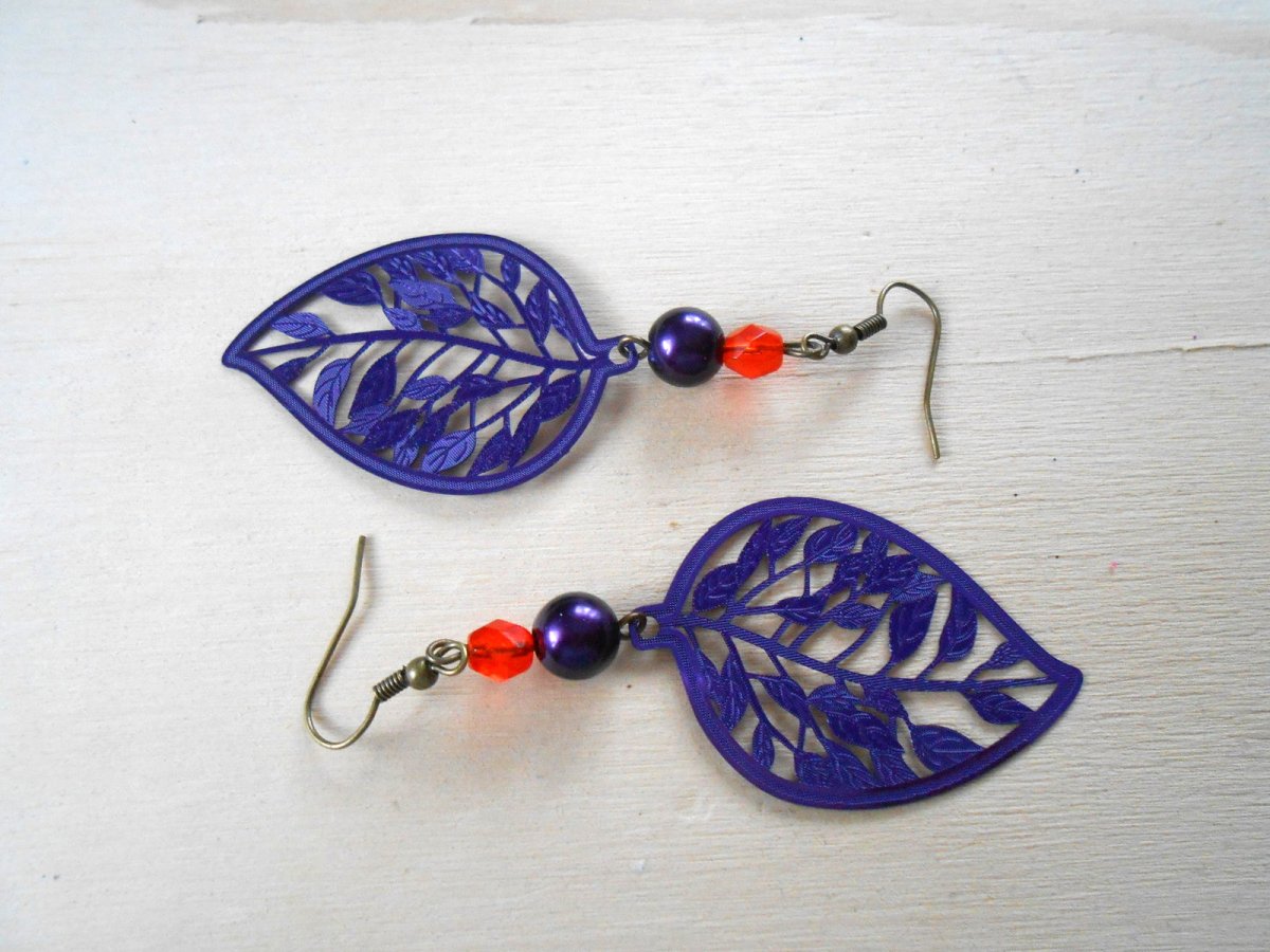 Náušnice lístky fialové (82/15)