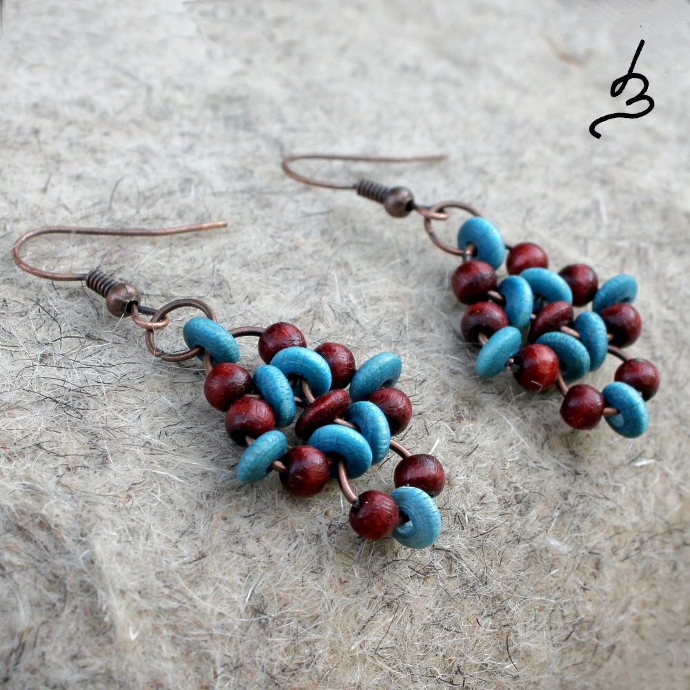 Čokotyrkysový filigrán z kolekce Annelida