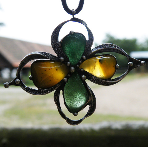 Lesní květ...(žlutý opál, avanturín)