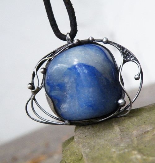 V oblacích...(křemen modrý) 