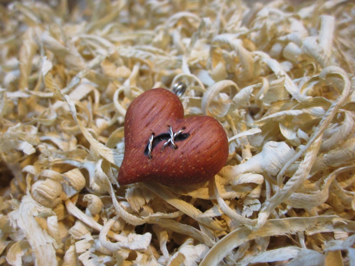 zjizvené srdíčko - ebiara