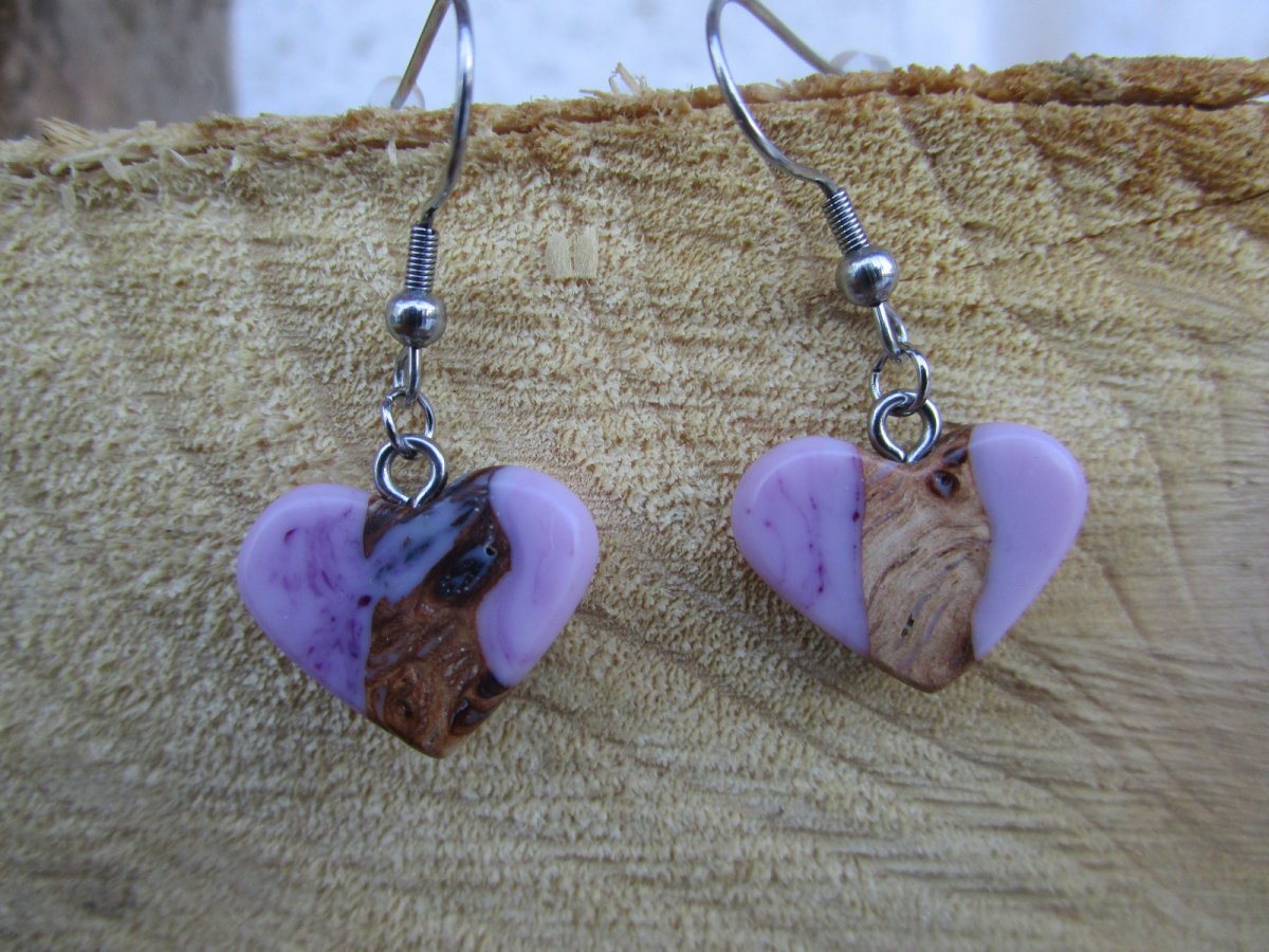 Srdíčkové náušničky - fialový topol 2