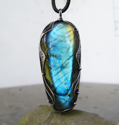 Modré světlo andělů...(labradorit xxl)