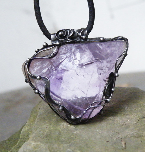 Liliana...(surový ametyst)