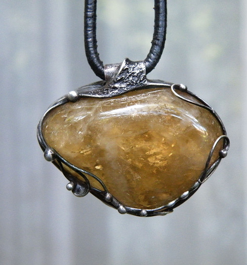 Vnitřní světlo...(zlatý fluorit)