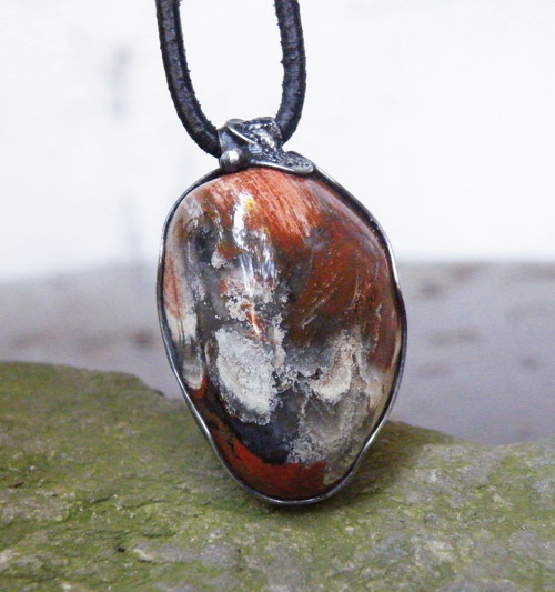 V nitru Země ...(jaspis) oboustranný