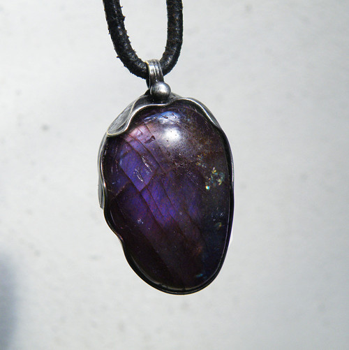 Nevero ...(labradorit) oboustranný