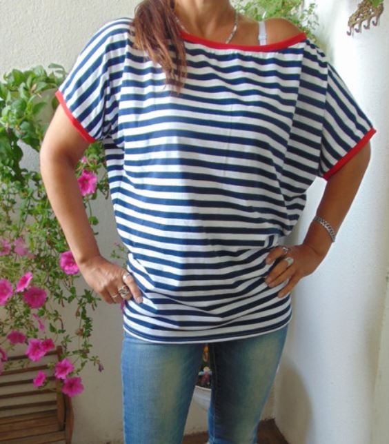 Volné tričko pruhy s červenou S - XL