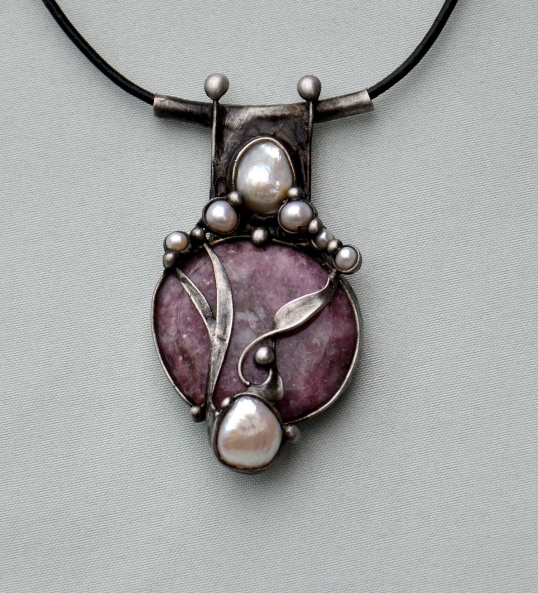 Ochrana - lepidolit, perla