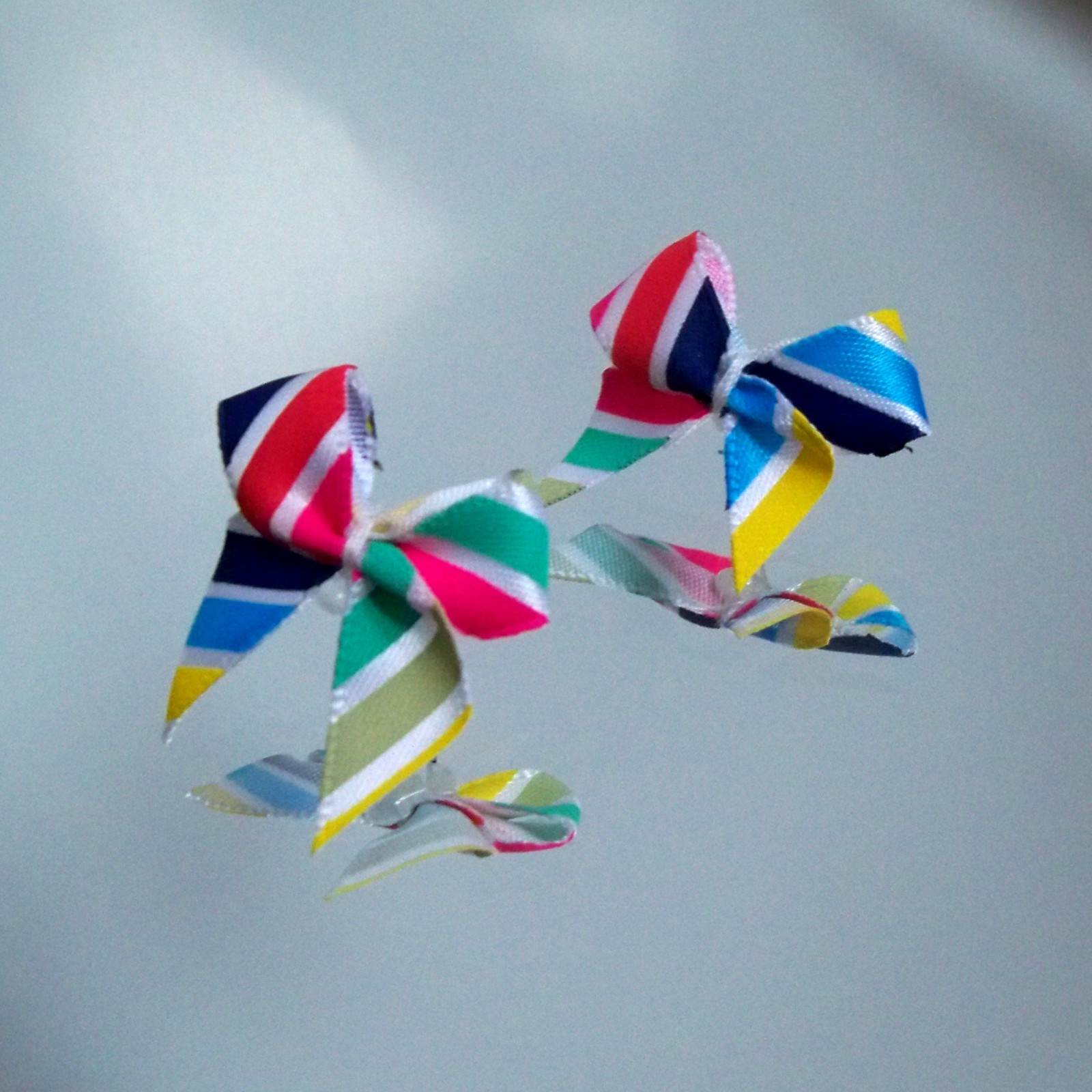 Veselé mašličky - náušnice F6