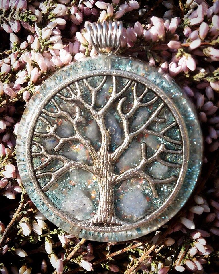 Orgonit se stromem Života a modrým Avanturínem