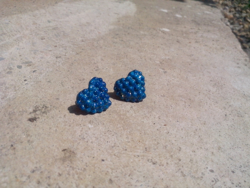 Náušnice - třpytivá srdíčka 1 - tm. modrá