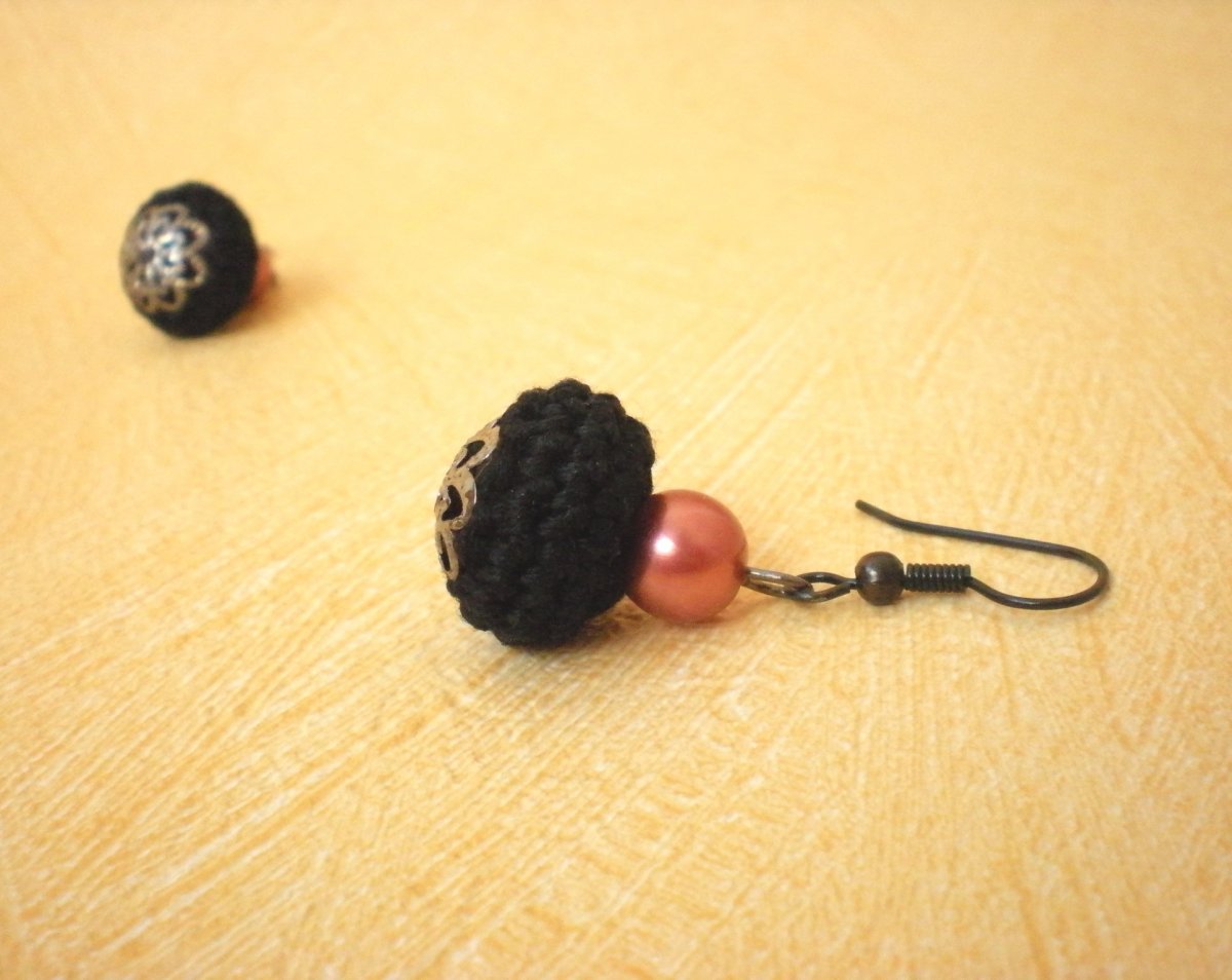 Černé - háčkované