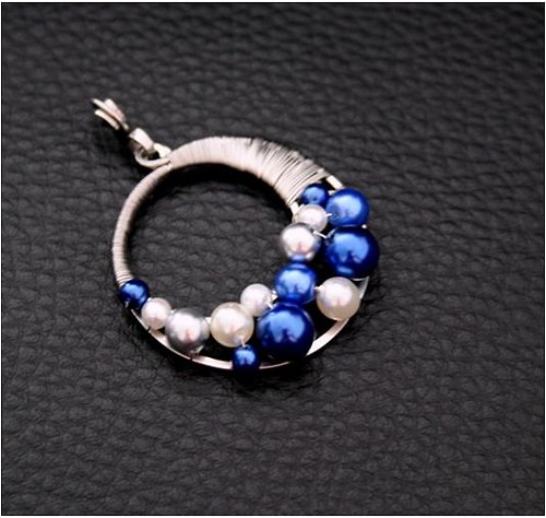 Přívěsek - MODRÉ NEBE - tepaný - hypoalergenní