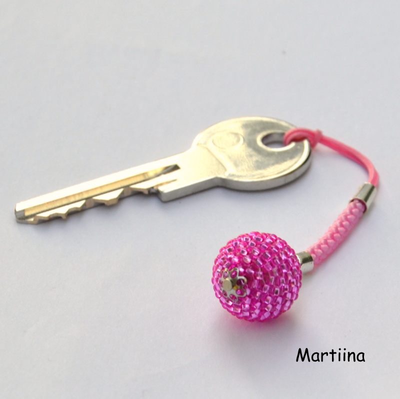 Přívěsek na mobil, klíče, kabelku