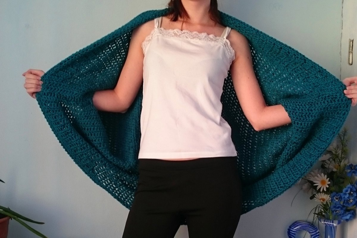 Dámský přehoz v petrolejové