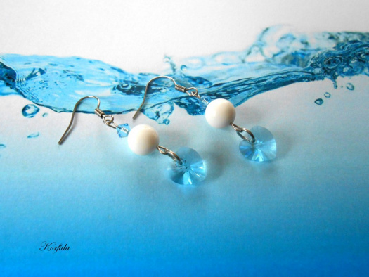 Náušnice - Swarovski srdíčka a lasturová perla