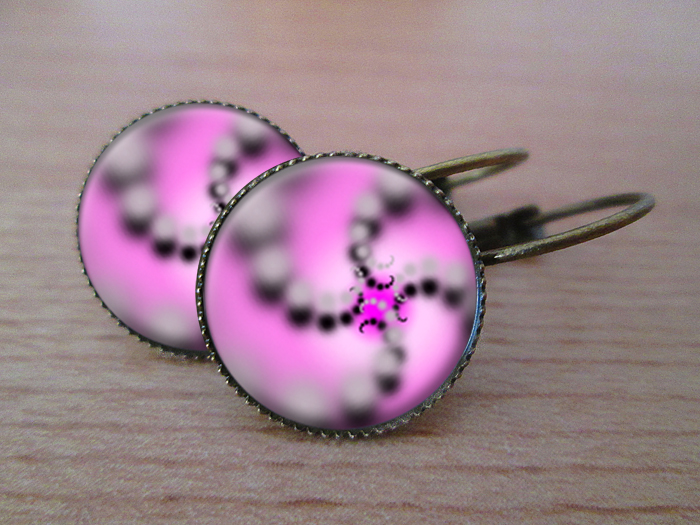 VINTAGE VISACÍ NÁUŠNICE - Hledání