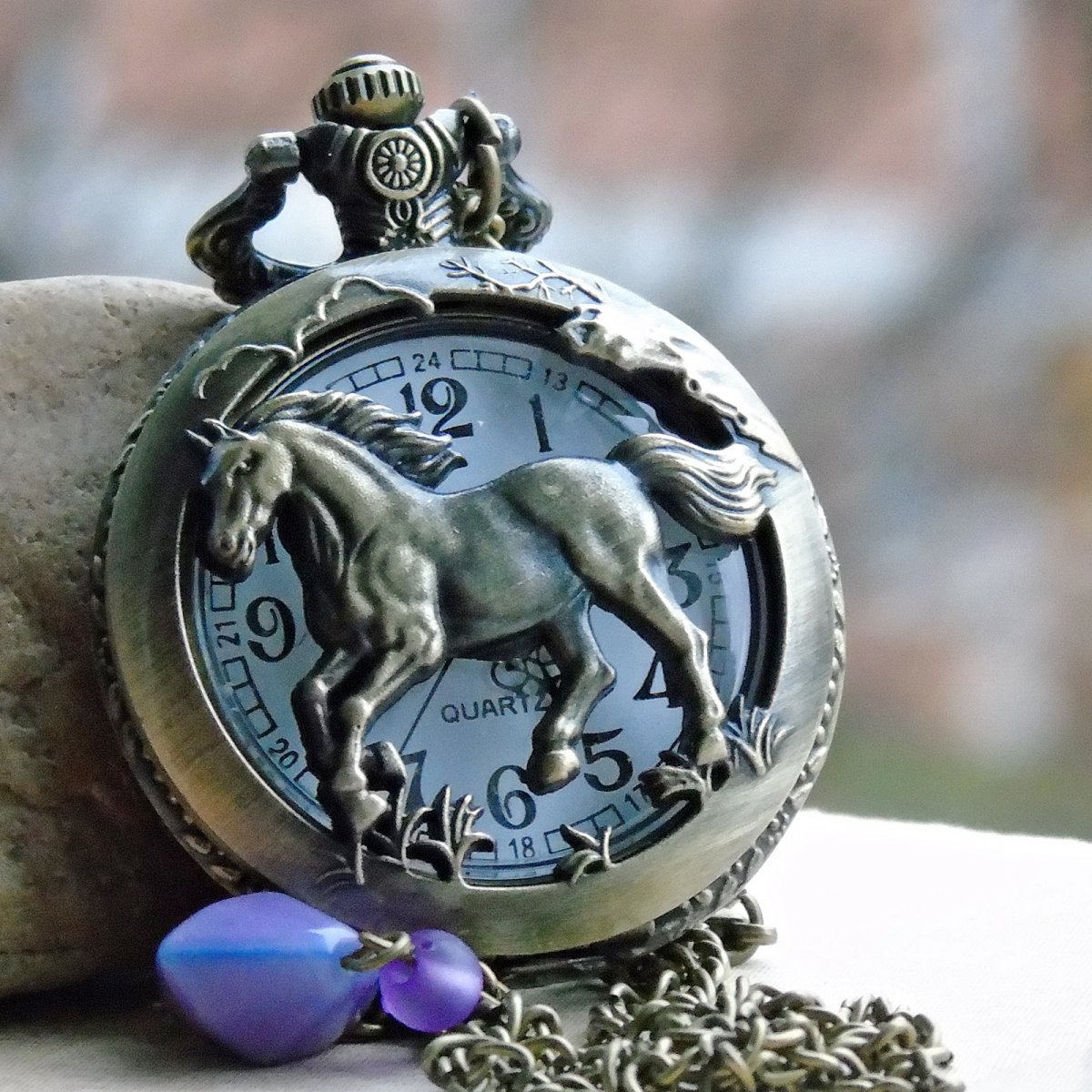 Hodinky s koníkem