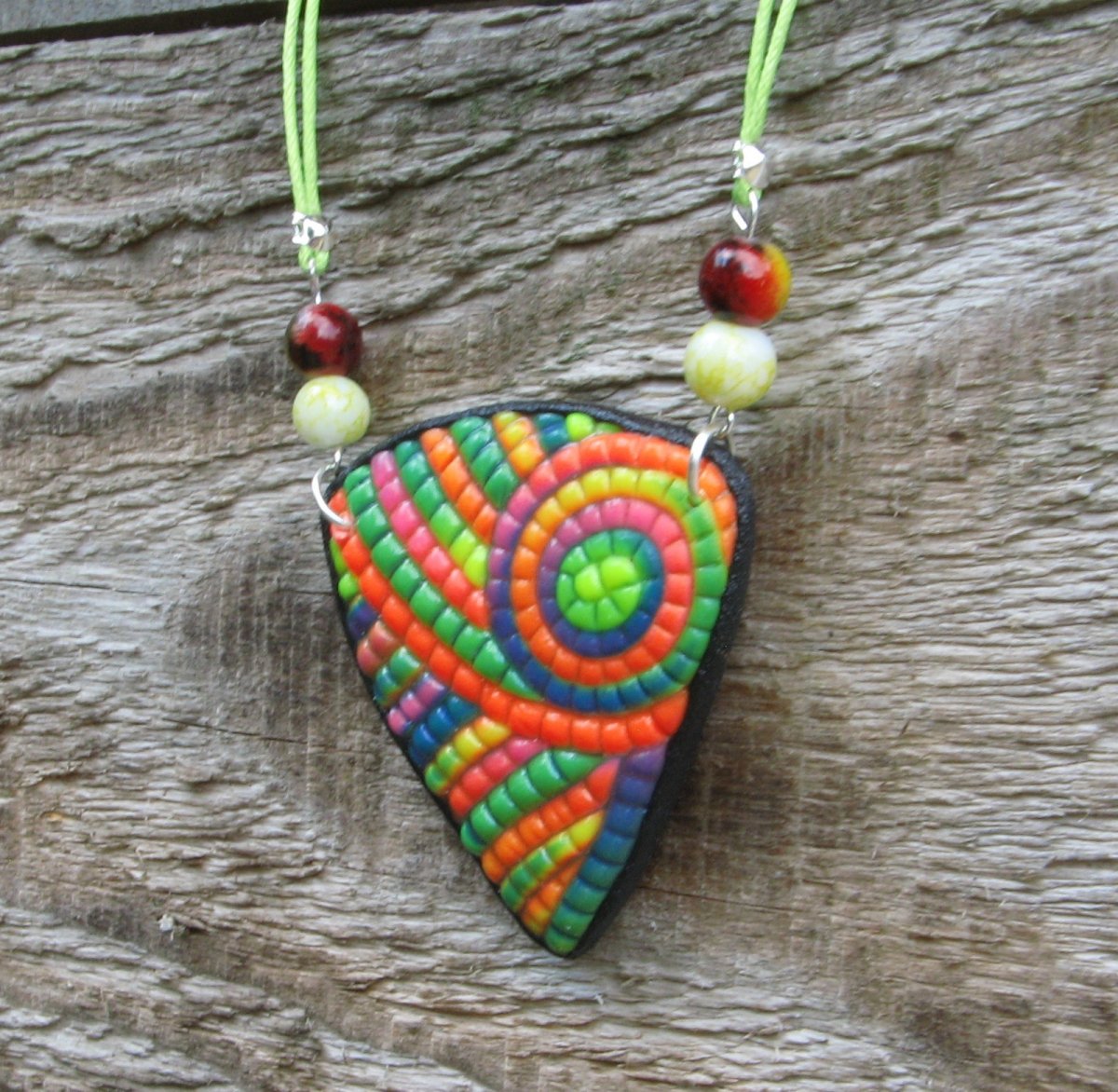 Duhová mozaika- přívěsek I