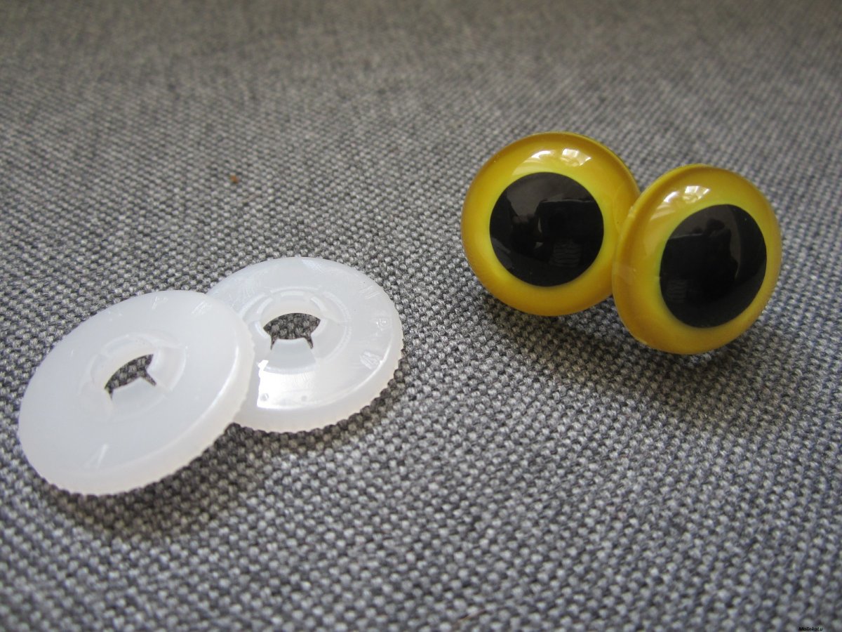 Bezpečnostní oči, žlutá barva, 18mm 