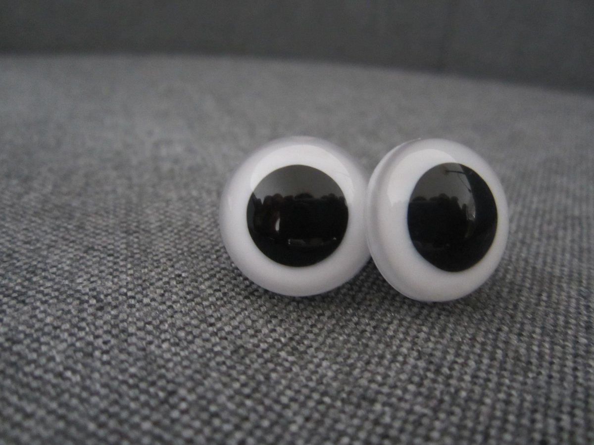 Bezpečnostní oči, bílá barva, 18mm 