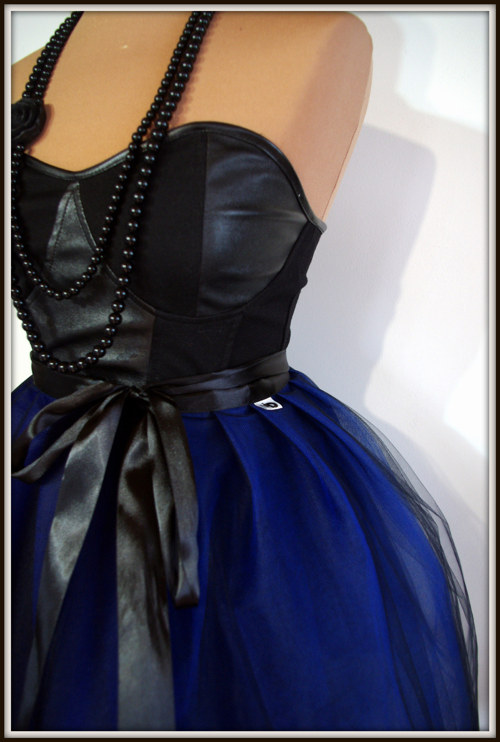 Tylová zavinovací - temně modrá