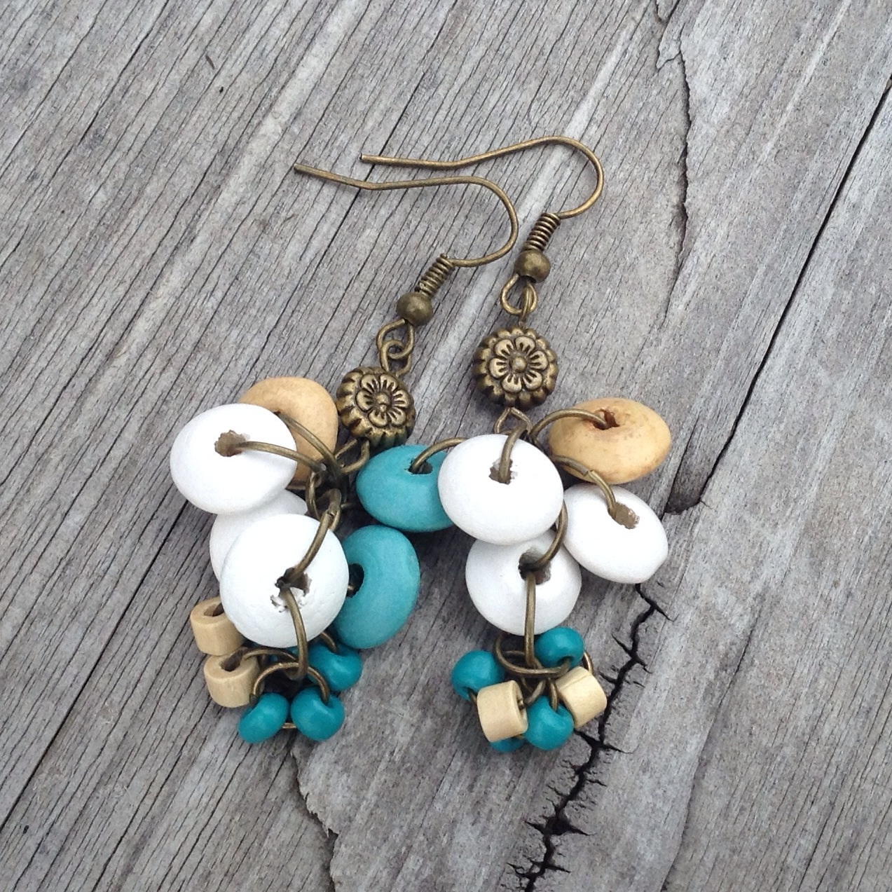 Dřevěné hrozny - náušnice