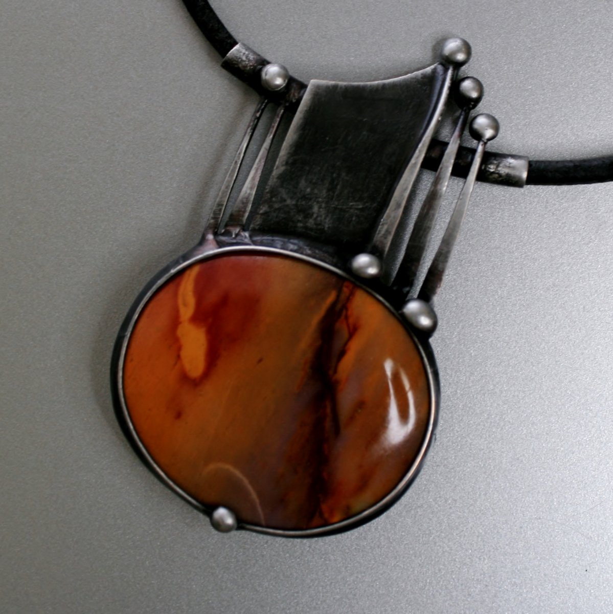 Řád věcí tvých... (jaspis mookait)