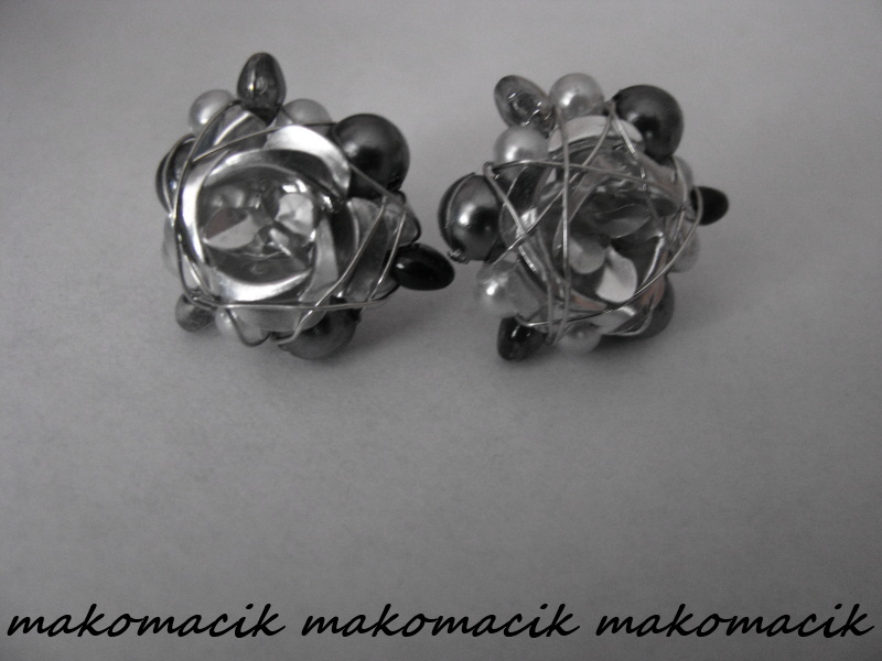 kytička stříbrná