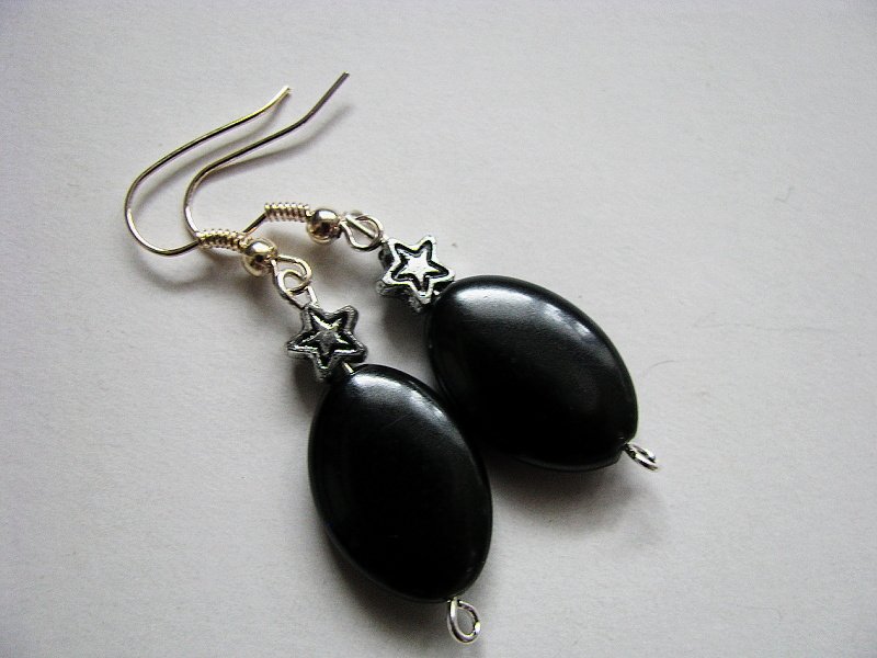 černé s hvězdičkou    