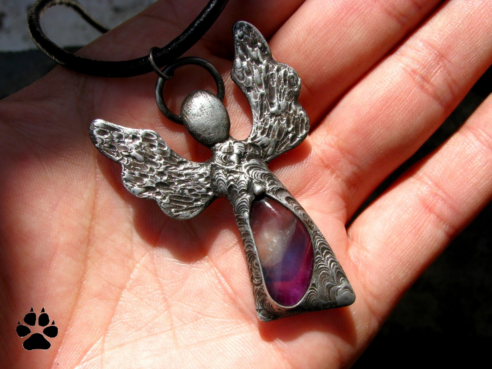 Andělíček fluoritový