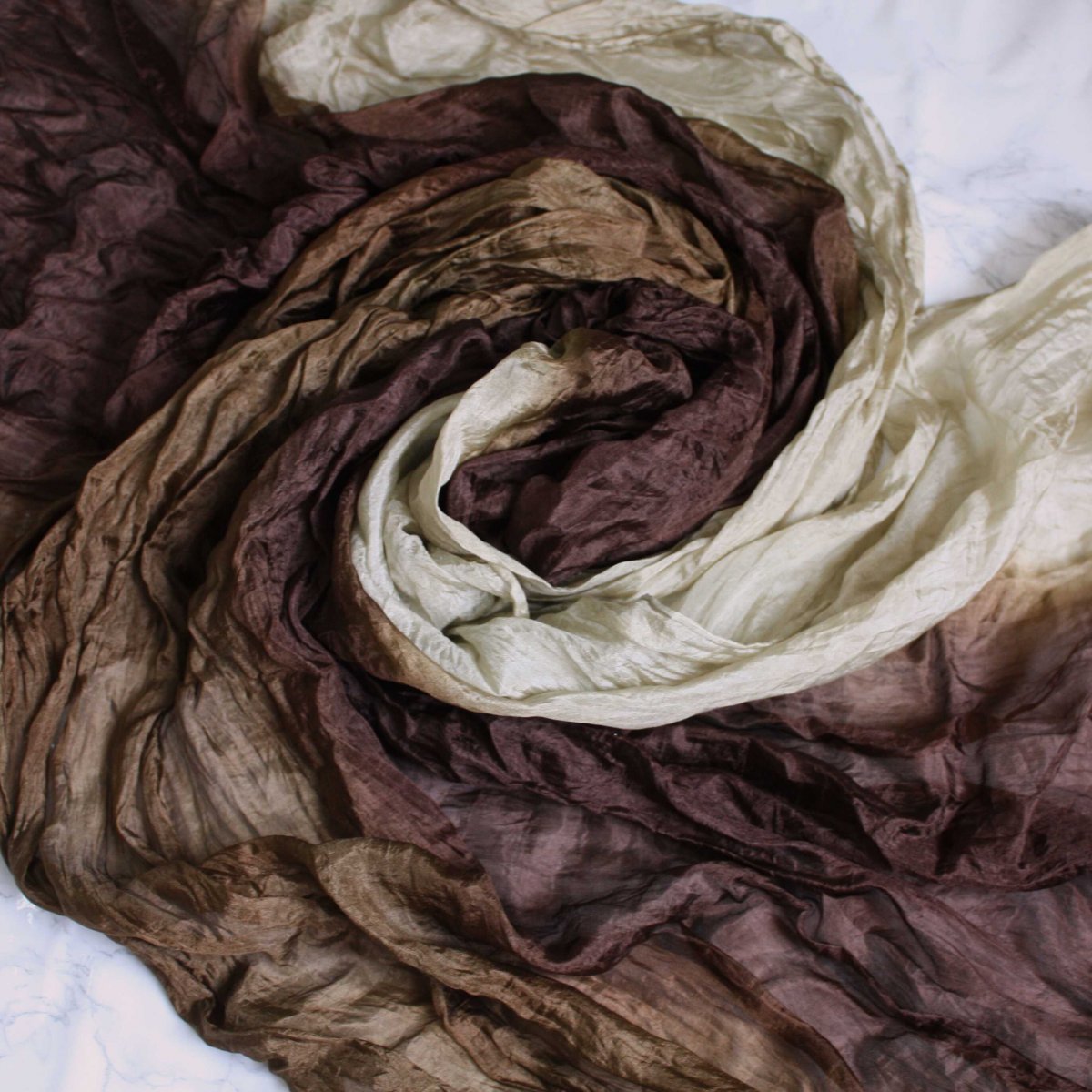 hedvábný pléd hnědý 180x90