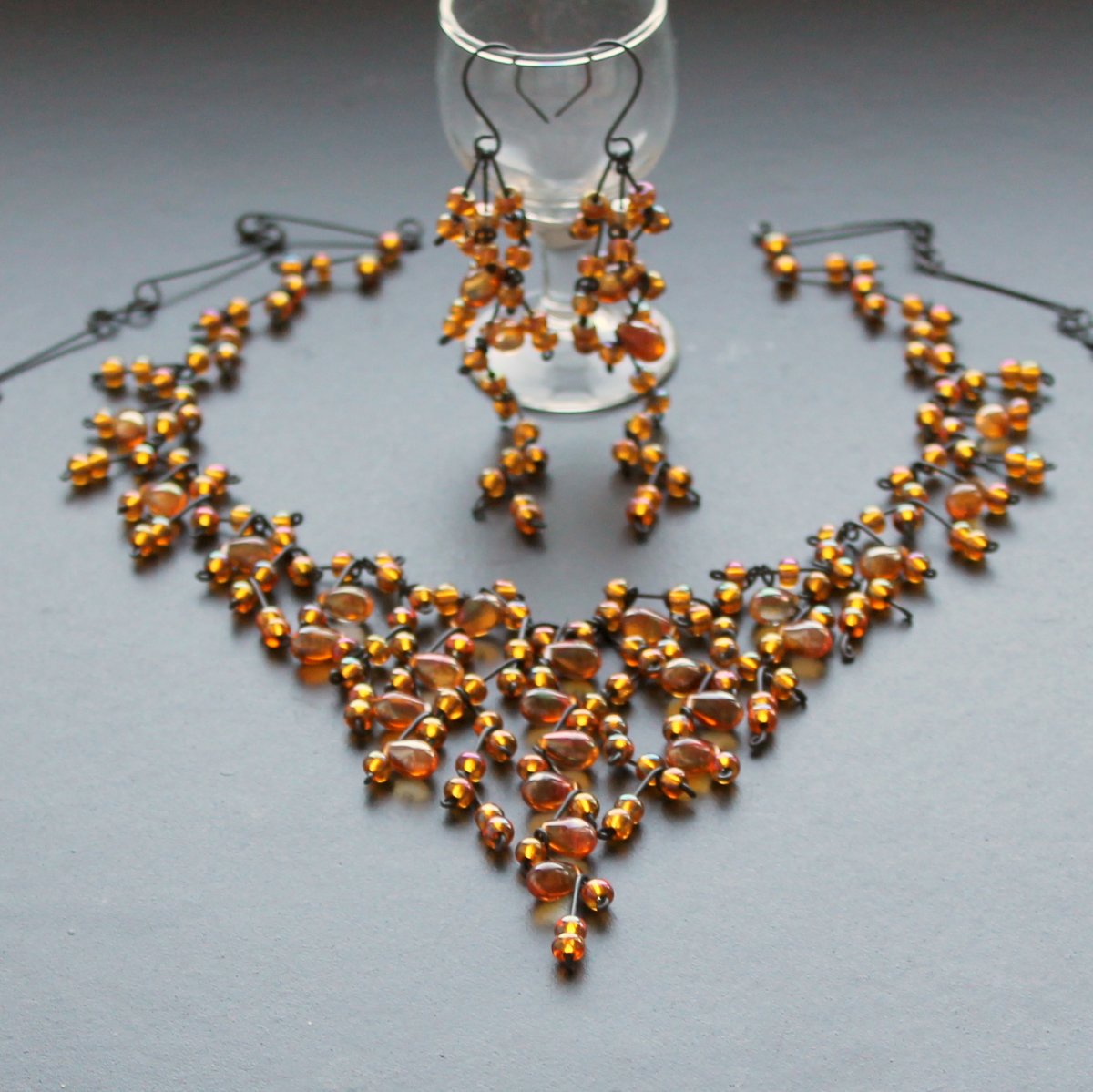 Jantarová záře s duhou