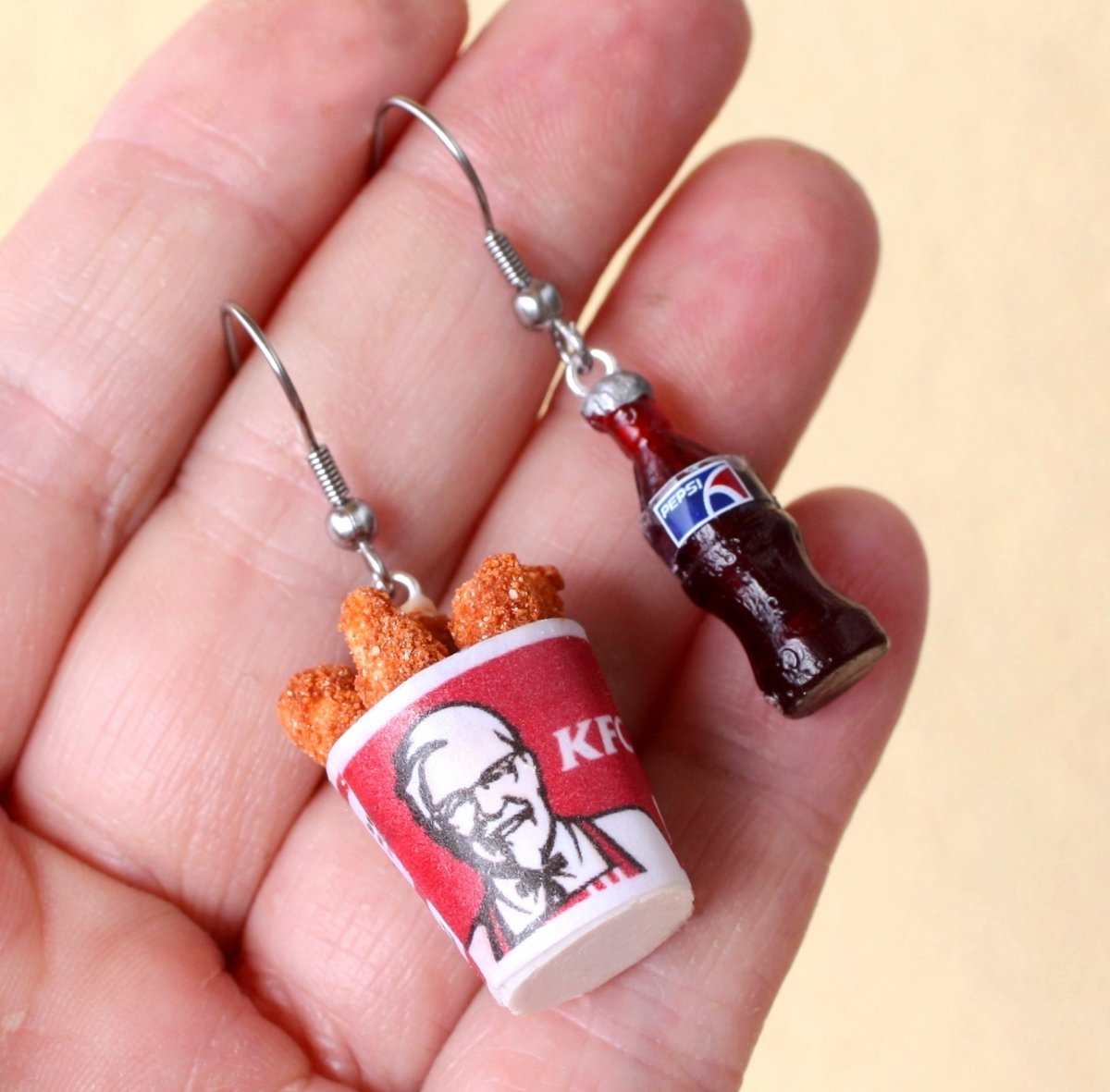 KFC a pepsi .. plný kyblík :-)