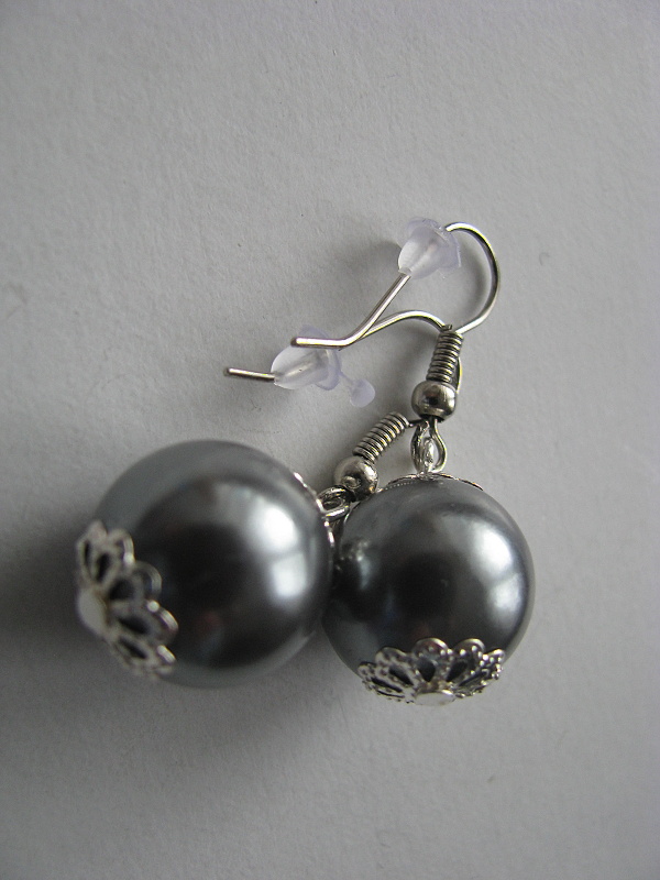 Stříbrné kuličky 