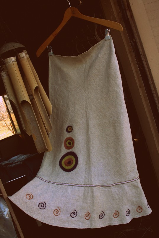 Lněná sukně ''Na švestkách''