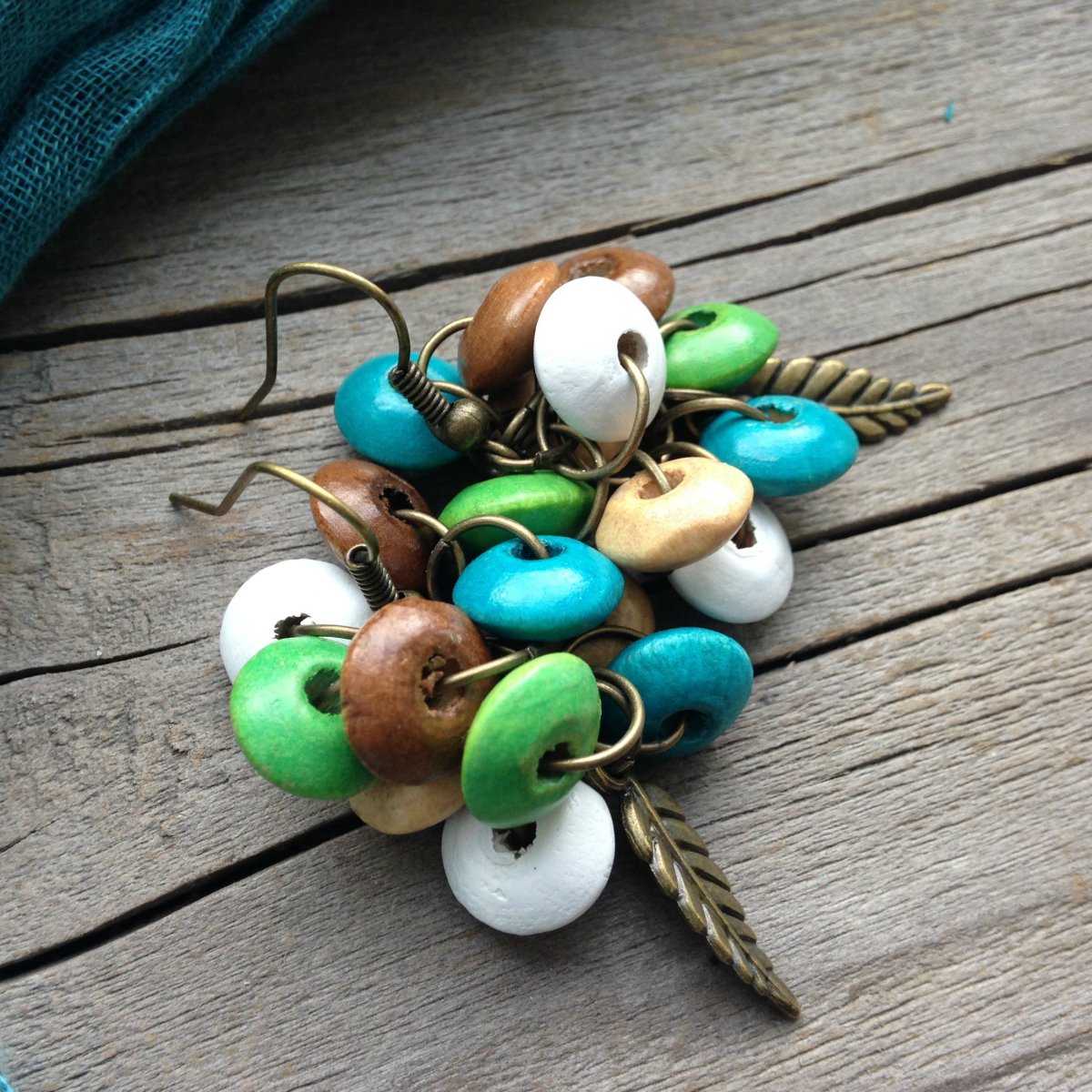 Dřevěné hrozny - náušnice