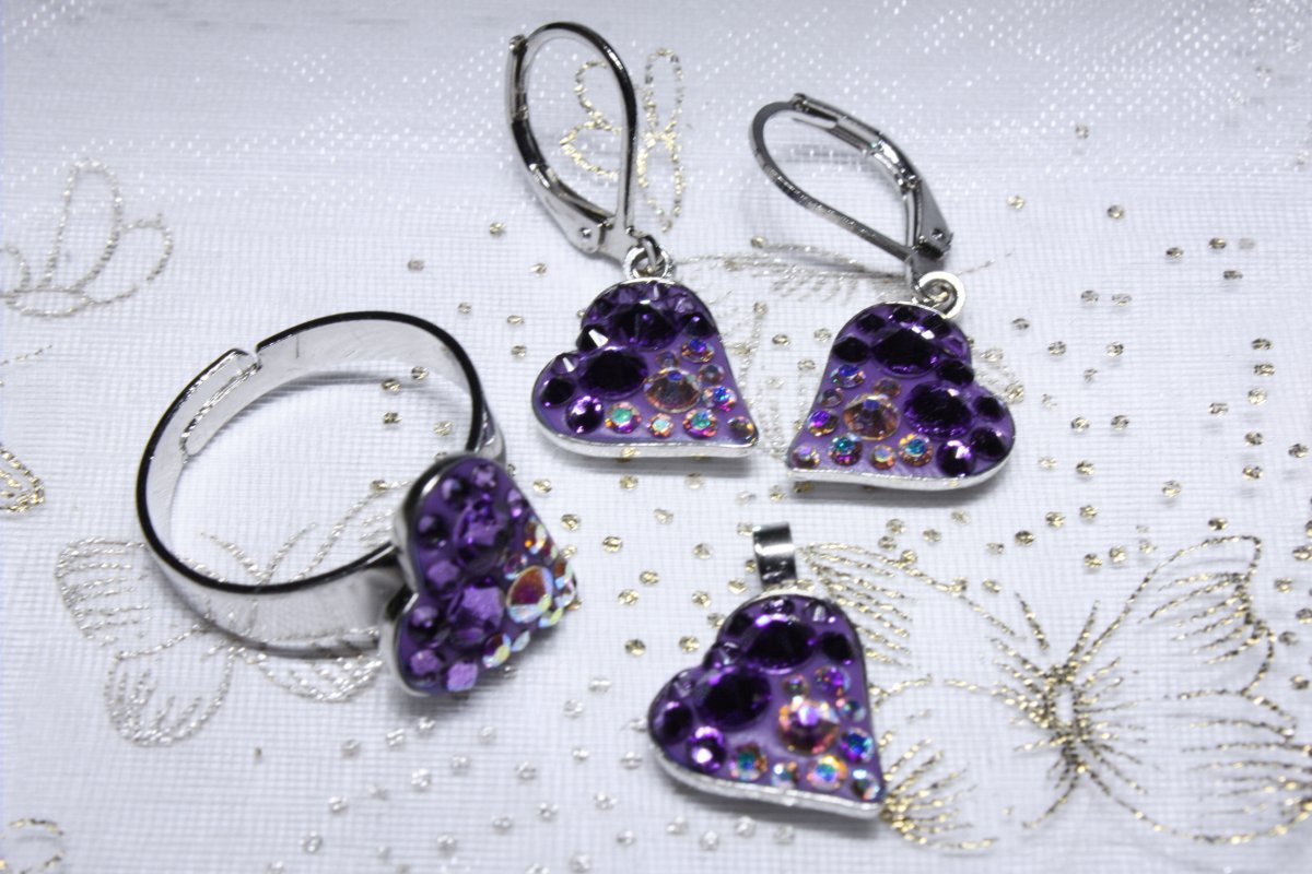 Fialová srdíčková sada