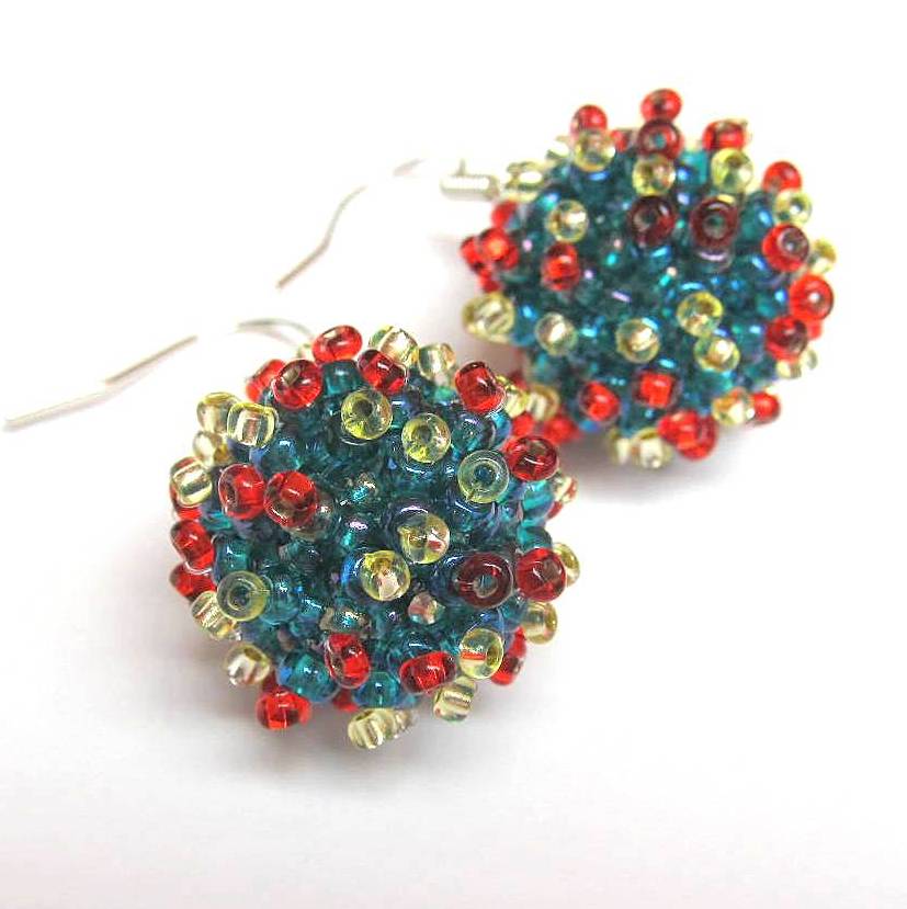 Chlupaté koule veselé