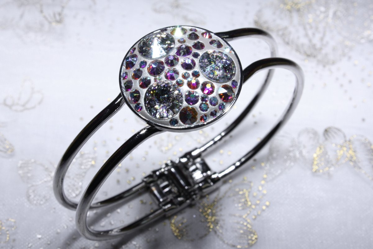 Duhovo-bílý náramek