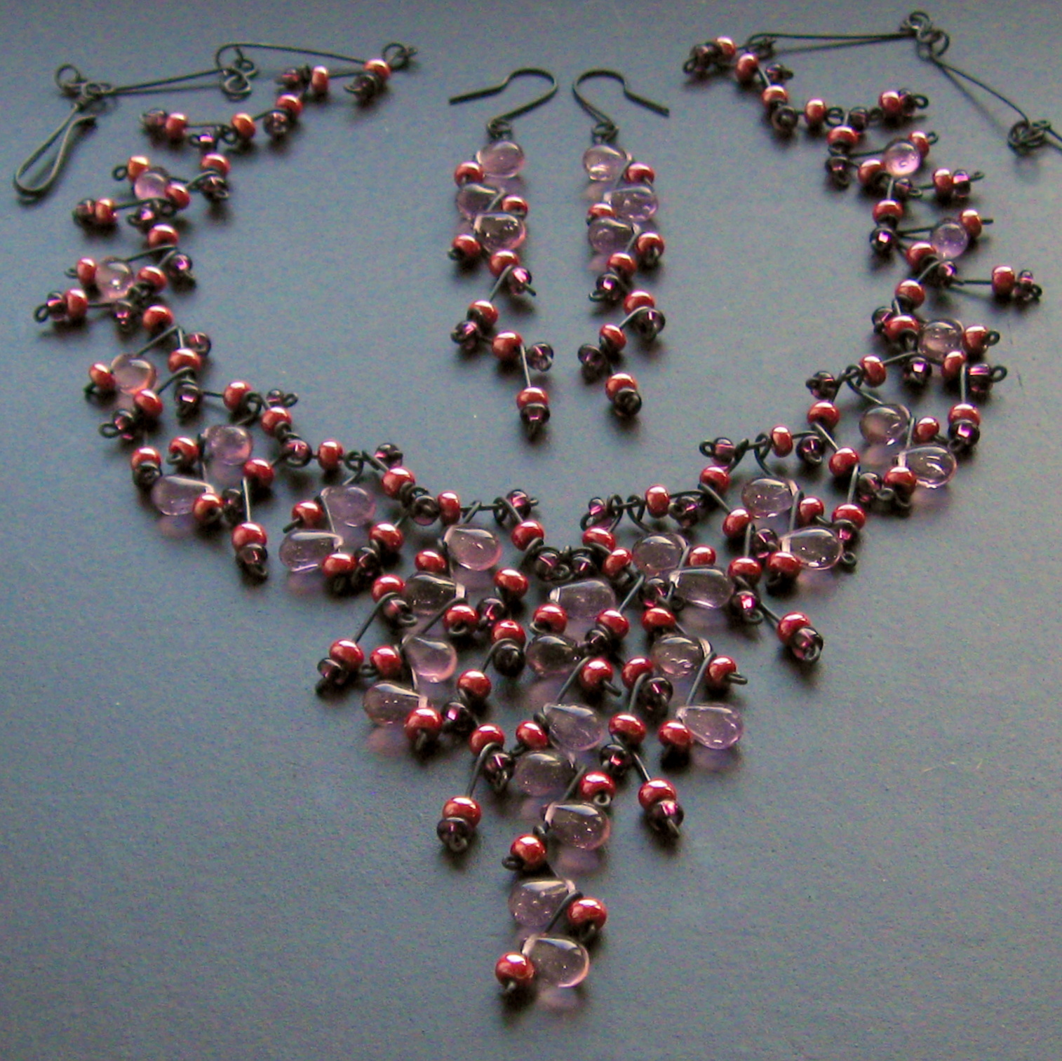 Malinové a fialové třepení