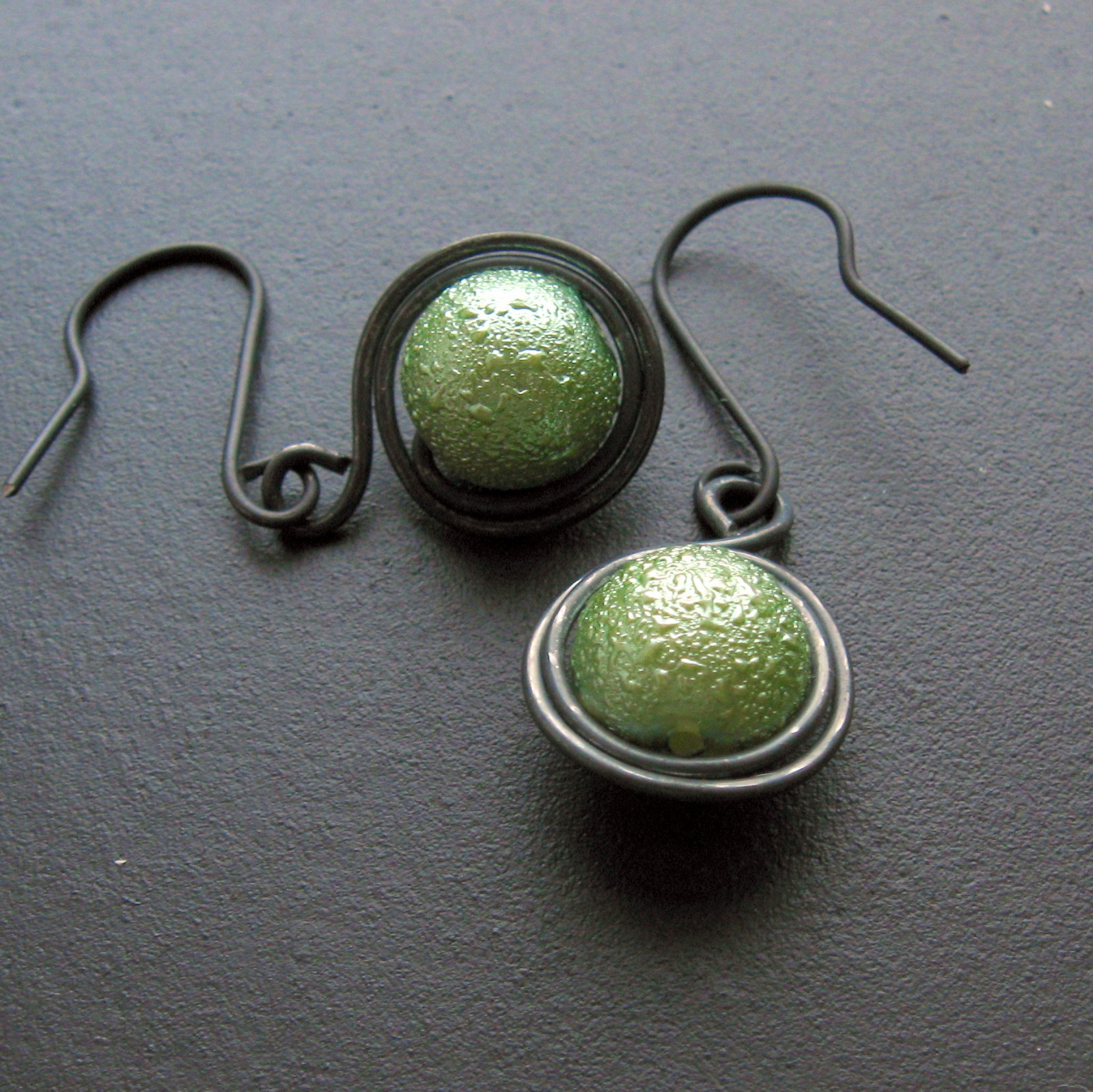 Náušnice jablíčkově zelené